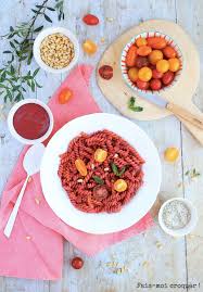 Fusilli De Lentilles Corail A La Sauce Cremeuse A La Betterave Plat Vegan Et Sans Gluten Recette Plat Vegan Lentilles Corail Fusilli
