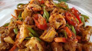 Dapur bunda kali ini berbagi resep mie goreng jawa dengan sayur kol yang lagi viral. Resepi Sambal Goreng Jawa Azie Kitchen