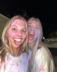 hi y'all!! my name is Ella Dupre and i am from San Angelo, TX. i am 100%  committed to tamu and will be majoring in biomedical sciences. i plan to  live on