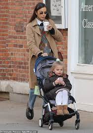 Irina shayk and daughter lea cooper walk in soho on june 2, 2021 in new york city. Irina Shayk Exudes Mom Chic As She Wears A Beige Overcoat While Taking Daughter Lea For A Walk Oltnews