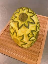 Sculpture De Fruits Et La C Gumes Vegetable Carving Sculptures De Fruits Fruits Fruits Et Legumes