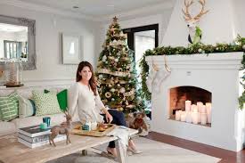 Maybe you would like to learn more about one of these? How To Decorate The Perfect Tree Jillian Harris Jillian Harris Jillian Harris Home Hipster Apartment Decor