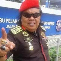 Ali untuk meminta maaf secara terbuka dalam tempoh seminggu atau beliau akan membuat laporan kepada polis terhadap kelantangannya menghina orang melayu. Ayahanda Abdul Rani Kulup Jadi Pelakon Kipidap