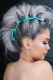 24 Stunning Silver Hair Looks To Rock Faux Hawk Hairstyles Silver Hair Hair Styles