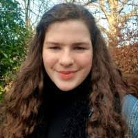 Ella Newman's Instagram, Twitter & Facebook