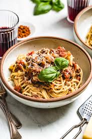 Spaghetti Bolognese Recipe Perfect Weeknight Dinner Foolproof Living Recipe Recipes Spaghetti Bolognese Recipe Spaghetti Bolognese