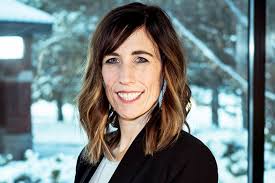 Lisa Link's Instagram, Twitter & Facebook