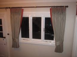 First, because the rod extends beyond the width of the window, the curtains won't block any light when you choose to push them back. Triple Pleats With A Contrast Centre Insert A Curtain Maker S Blog