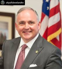 Russell Kopp's Instagram, Twitter & Facebook