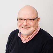 Greg Handel's Instagram, Twitter & Facebook