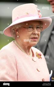 Queen horse racing epsom hi-res stock photography and images