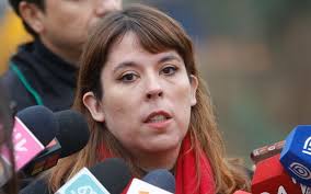 Constanza Martínez renuncia como delegada presidencial de la región  Metropolitana