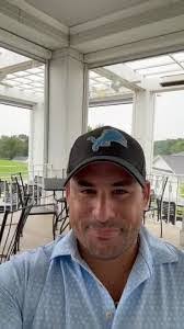 Jesse Fenton's Instagram, Twitter & Facebook