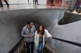 They have a son named beaumont (born july 1, 2017). Peretti Siblings Share A Sense Of Humor Not Just Genes The New York Times