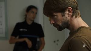 Producția are premiera luni, 12 martie, de la ora 18:00 și va fi, zilnic, de luni până. Cele Mai Bune 21 Seriale Politiste Din 2021 Si Ultimii Ani