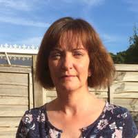 100+ perfiles de «Elaine Dawson»