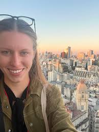 Looking for a potential rooomate (in their mid 20s) for a move in date some  time in the fall or at the new year. Move in date is flexible as I work