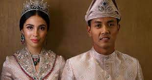 Tengku datuk putri hajjah kamariah; Monarchies Today Royalty Around The Globe