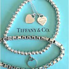 Worth noting that the hot water, foil and bicarb method should be avoided for pieces. Pin By Trisha Johnson On My Style Cleaning Jewelry Cleaning Silver Jewelry Tiffany Jewelry