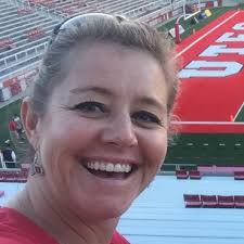 Vicki Oneal's Instagram, Twitter & Facebook