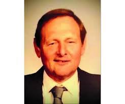 Diane Bednar's Instagram, Twitter & Facebook