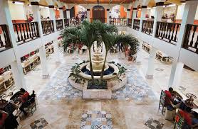 Carlos Fuente Jr And The Cigar Factory Cigar Aficionado