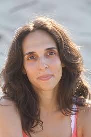 The Three Little Yogis and the Wolf Who Lost His Breath: A Fairy Tale to  Help You Feel Better (Feel-Good Fairy Tales): Verde, Susan, Fleck, Jay:  9781419741036: Amazon.com: Books