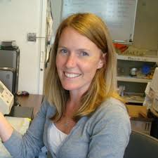 Jean Davidson's Instagram, Twitter & Facebook