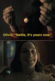 22 Haunting Of Hill House Details That Ll Make You Say How Did I Miss That In 2020 House On A Hill House On Haunted Hill Netflix Quotes