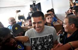 Juan had at least 1 relationship in the past. Juan Roman Riquelme The Edition