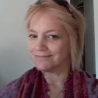 Nina Dwyer's Instagram, Twitter & Facebook