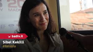 Sibel kekilli, fahişe rolüyle girdiği game of thrones dizisinde başrole yükseldi. Lucca 2018 Game Of Thrones Sibel Kekilli On Who Should Die Or Win In The Finale Youtube