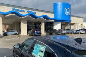 Car and truck dealers in detroit, mi. Penske Automotive Says Q4 Earnings Rise Announces Major Expansion For Used Vehicle Supercenters