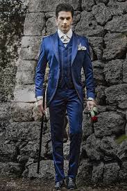 Calze colorate di qualità per gli uomini. Vestito Da Sposo Luxury In Raso Blu Elettrico Con Ricamo Fashion Suits For Men Vintage Suit Men Wedding Suits
