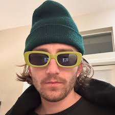 let no moment go unPosted