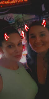 Does anyone know if Hanks Bar still does Thursday night karaoke? The last  couple times I've checked they told me the guy hasn't shown up.