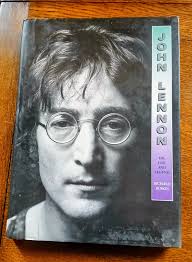 Yesterday I listened to a podcast about Beatles in Comics ... today I  finished a review of the book 'Lennon' by David Foenkinos. Together with  Ray Connolly 'Being John Lennon' I guess