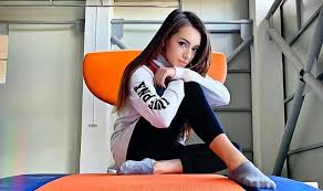 Larisa andreea iordache (romanian pronunciation: Tokyo 2020 Gimnasta Larisa Iordache S A Retras Din Proba De Individual Compus Din Cauza Unei AfecÈ›iuni La GleznÄƒ Rfi Mobile