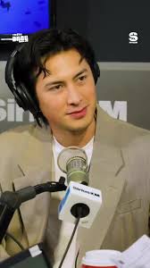 Hudson Williams Stretch Mark Interview