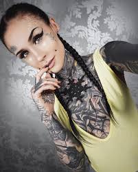 Monami Frost
