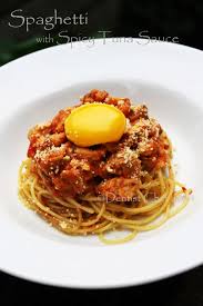 Rebus spaghetti dengan 1 sendok garam dan 1 sendok makan mentega sampai matang; Saus Tuna Pedas Cara Membuat Dentist Chef