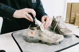 How can i get grease stains out my shoes? How To Clean Off White Vapormax Reshoevn8r
