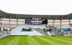 Fans approach allianz field from the northeast. Allianz Field Food Guide 2019 Mpls St Paul Magazine