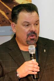 Artist Thomas Kinkade dies at age 54