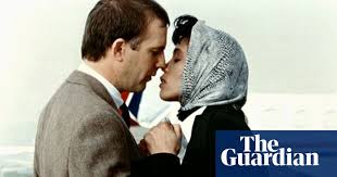 The film stars whitney houston as a music and movie star who falls for her bodyguard (kevin costner) while he's protecting her from a dangerous stalker. My Guilty Pleasure The Bodyguard Romance Films The Guardian