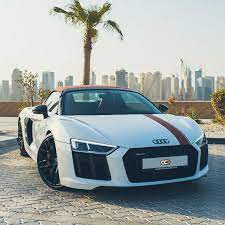 Drive The Audi R8 V10 Spyder For Aed 2000 Day In Dubai Rental Cost Includes Comprehensive Insurance And 250 Dubai Cars Luxury Sedan Sedan Cars