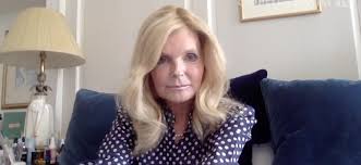 More than 30 million copies of her books have been sold worldwide. Lucinda Riley Eventyret Boktips