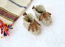 Baby booties ugg free knitting pattern. Beginner Knit Baby Booties Moccasins Mama In A Stitch