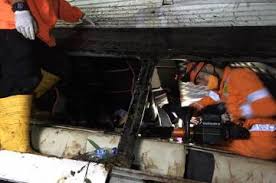 Bus masuk jurang, bupati sumedang sebut tanja. Lup1 Crlbeoumm