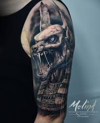 Der Agyptische Gott Der Toten Anubis In 2020 Unterarm Tattoo Mann Unterarm Tattoo Tattoo Armel Frauen